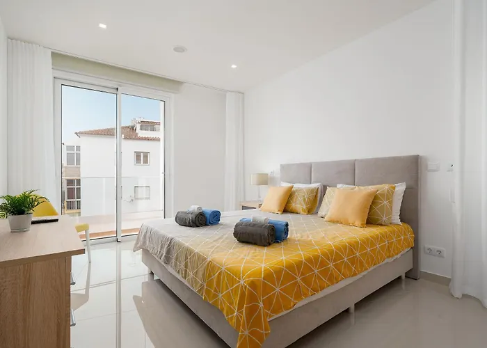 Apartment Court View - Modern 2 Bedroom Lagos