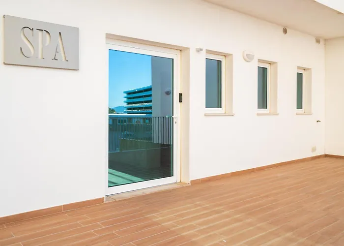 Apartment Court View - Modern 2 Bedroom *