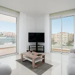 Court View - Modern 2 Bedroom Apartman *