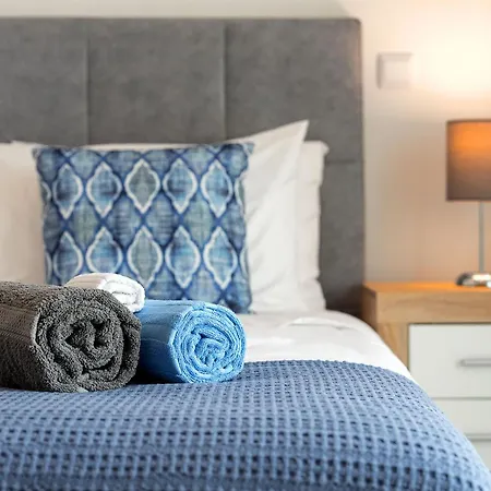 Court View - Modern 2 Bedroom * Λάγος