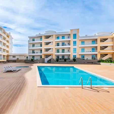 Court View - Modern 2 Bedroom * Λάγος