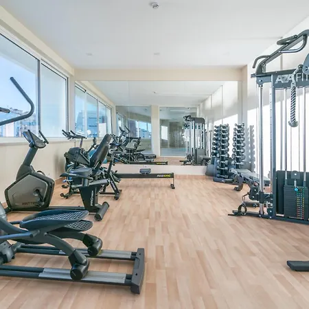 Court View - Modern 2 Bedroom