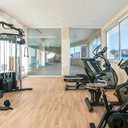 Court View - Modern 2 Bedroom