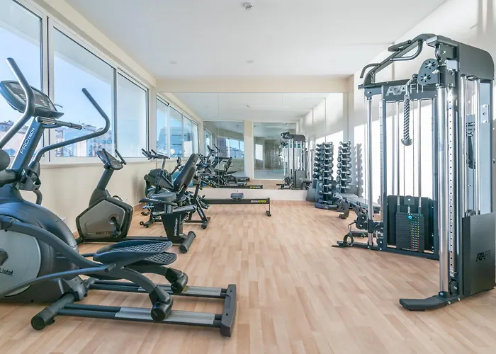 Court View - Modern 2 Bedroom