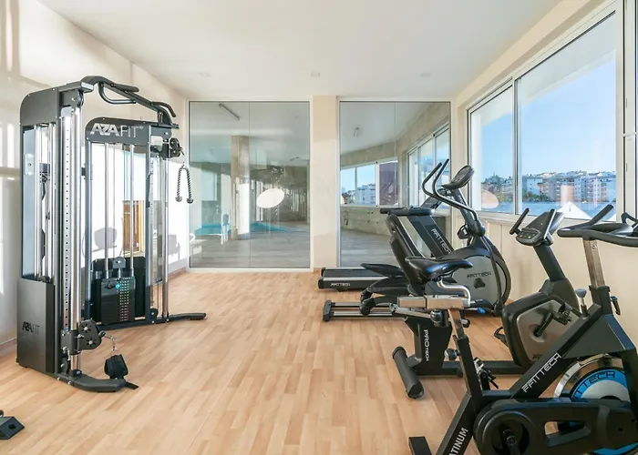 Court View - Modern 2 Bedroom